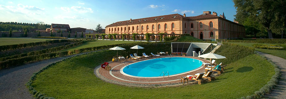 Albergo Dell'Agenzia Bra Exteriör bild